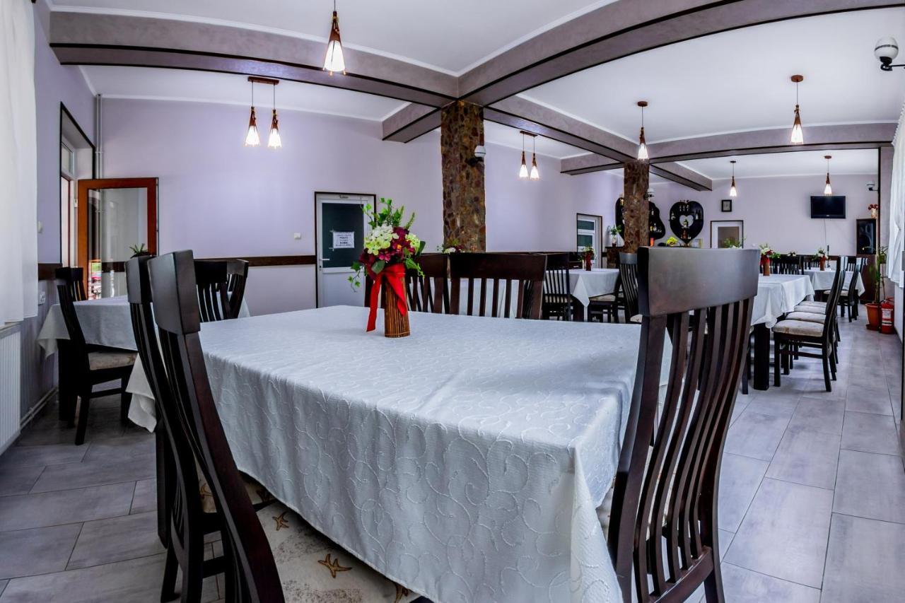 Vila Nico บายาเดเฟียร์ ภายนอก รูปภาพ