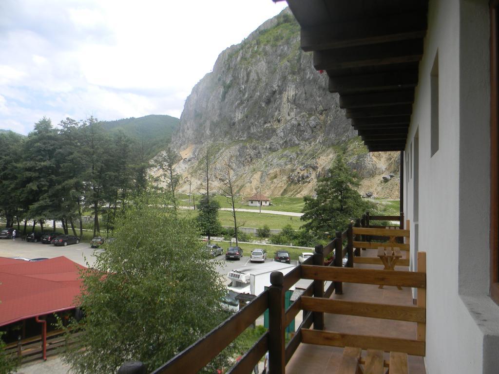Vila Nico บายาเดเฟียร์ ภายนอก รูปภาพ